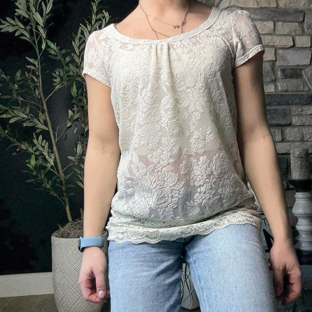 Studio y white sheer lace